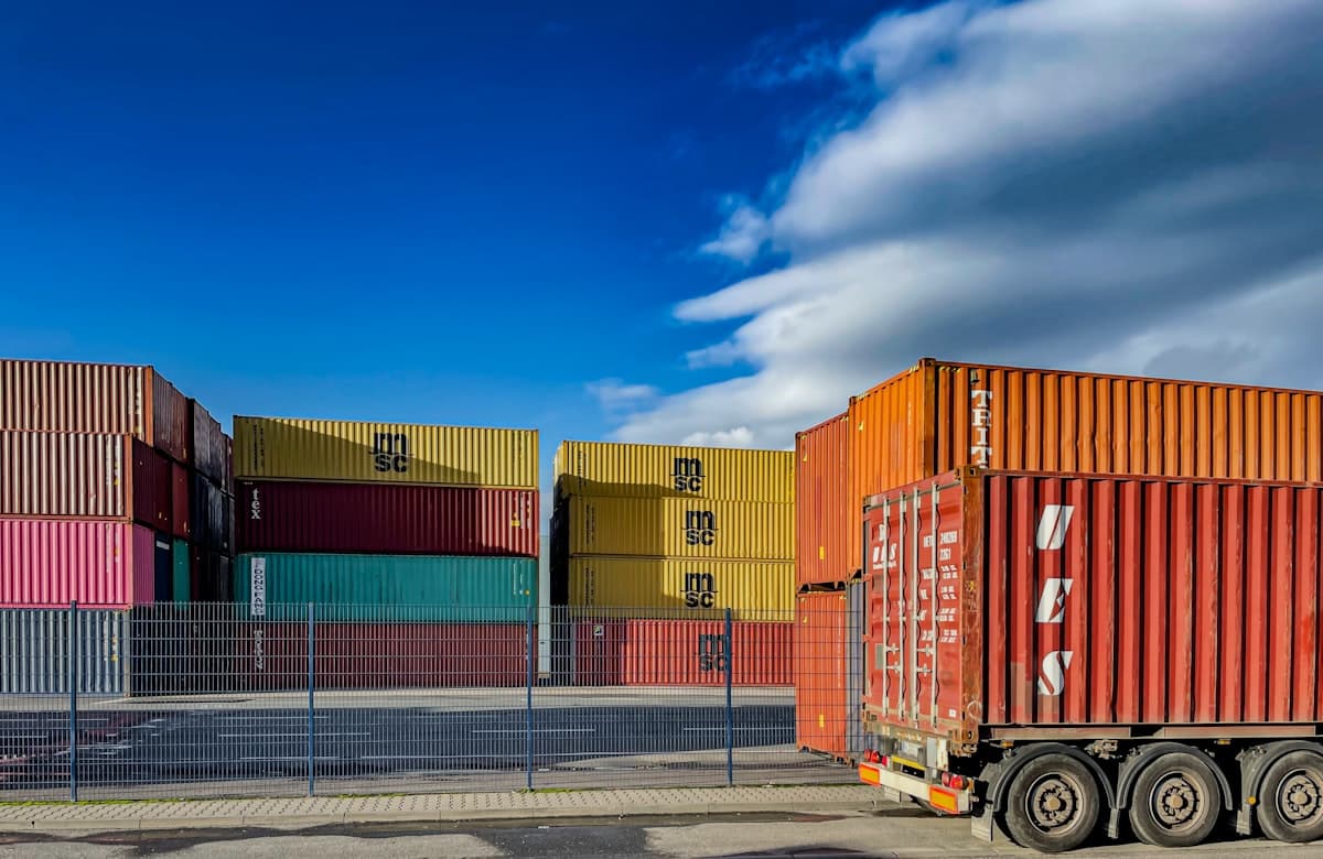 Logistics software solutions by DevFixel